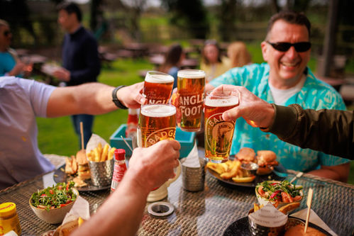 The Yachtsman Food / drink