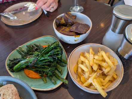 Delaneys' Restaurant Food / drink