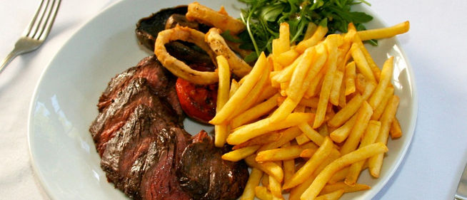 The Royal Oak Food / drink