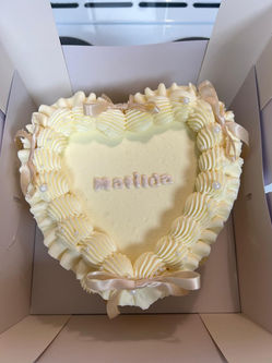Foxwood Cakes and Confectionery Food / drink