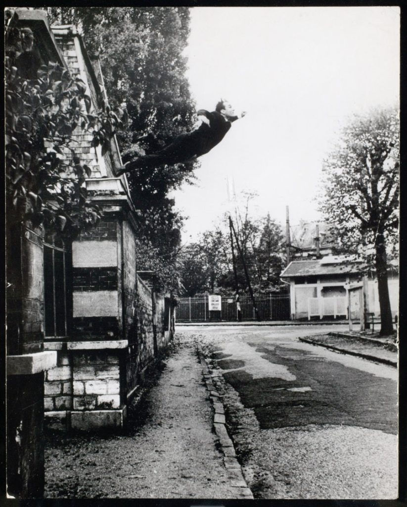 le saut dans le vide d'yves klein