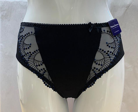 PrimaDonna Endor Full Brief
