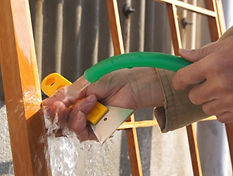 株式会社大西畳店障子張替作業