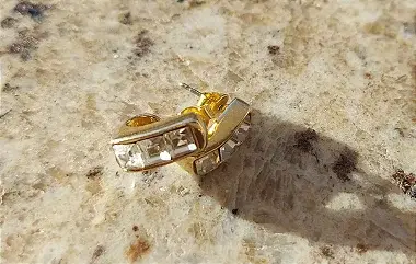 Miniatura: Brinco Secret