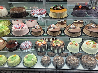 CAKE DISPLAY.jpeg