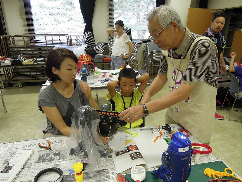 親子カブト作り教室