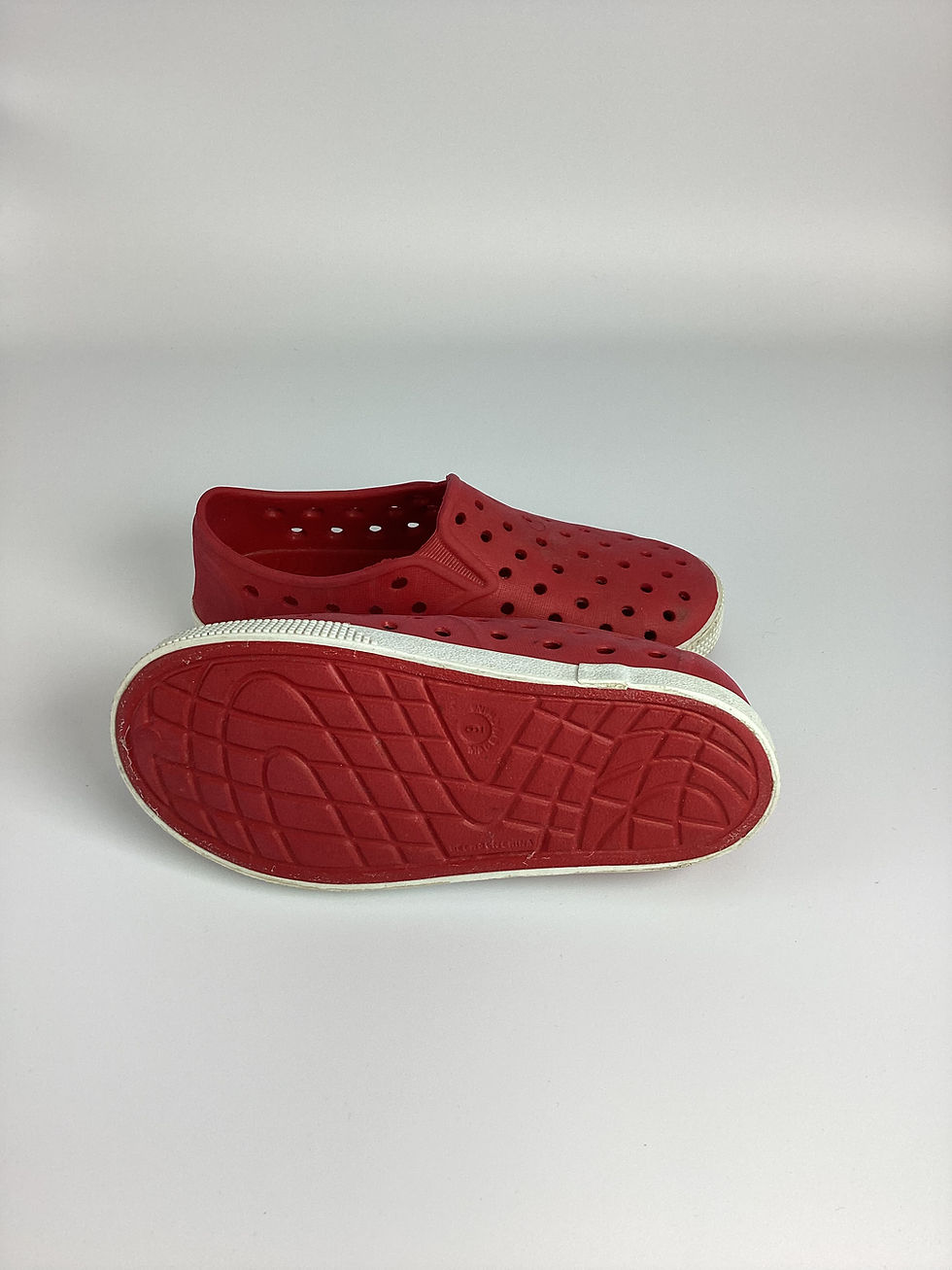 Thumbnail: Youth Old Navy Slip On Shoes Size 9