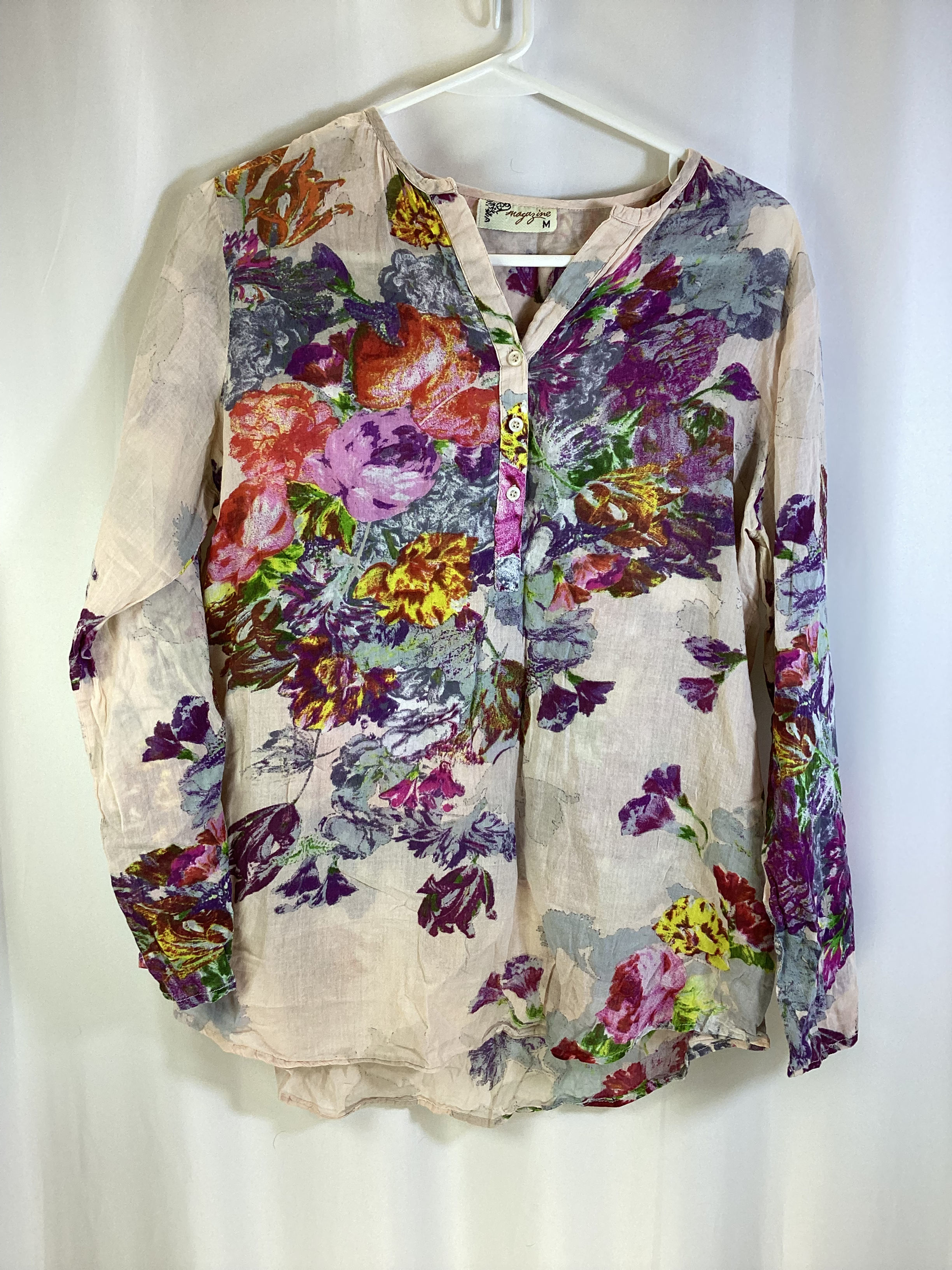 Magazine 100% Cotton Lightweight Top Size M
