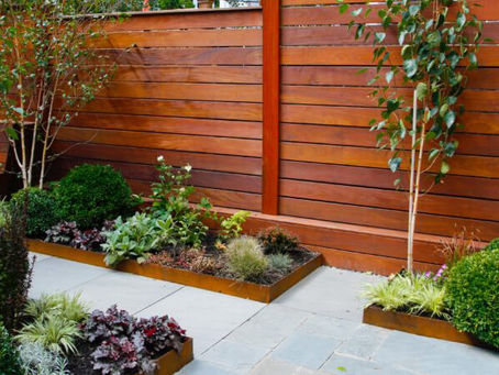 5 Benefits of Staining Your Fence