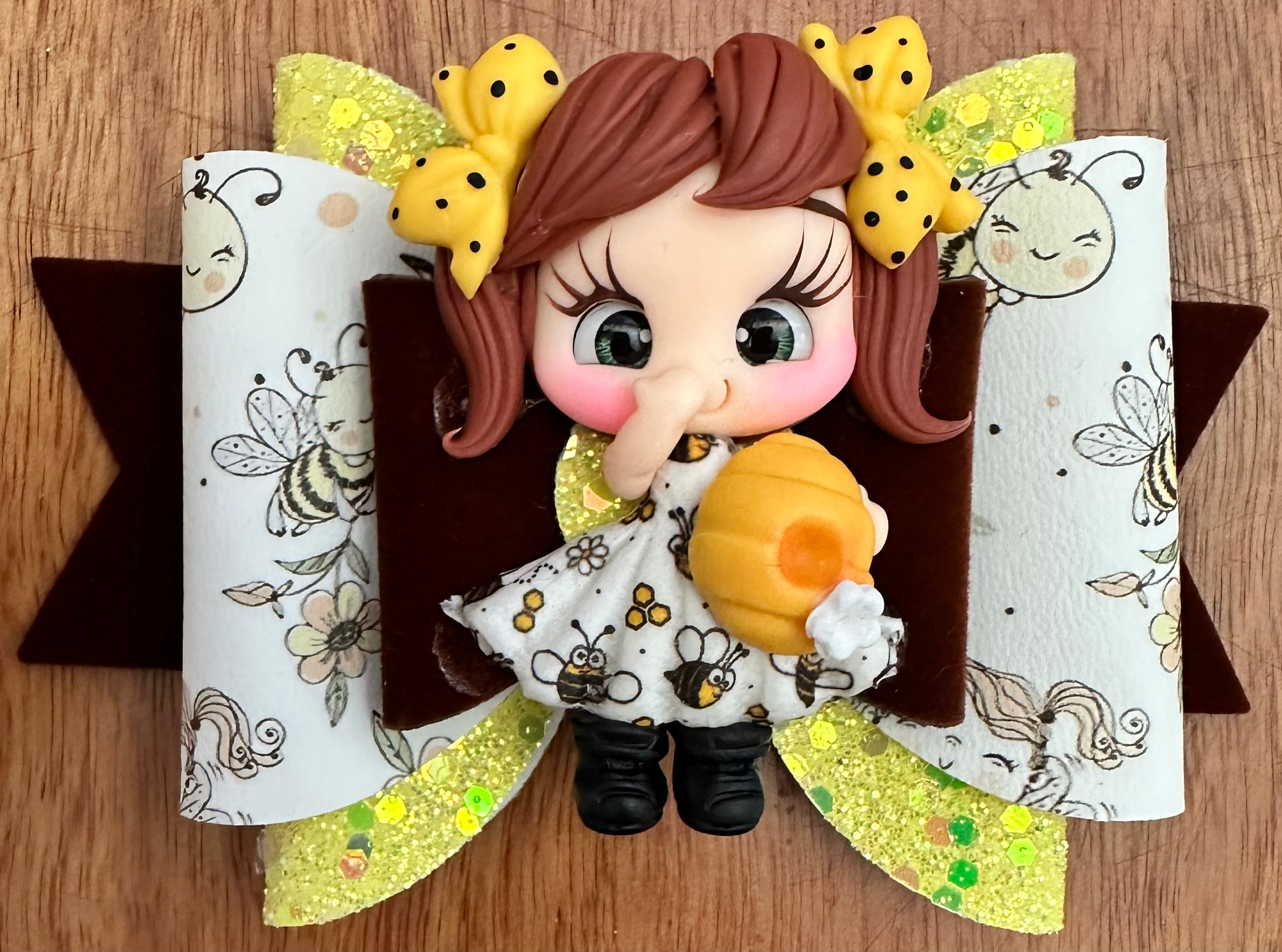 Bee Girl 4.5 Inch Maria Bow