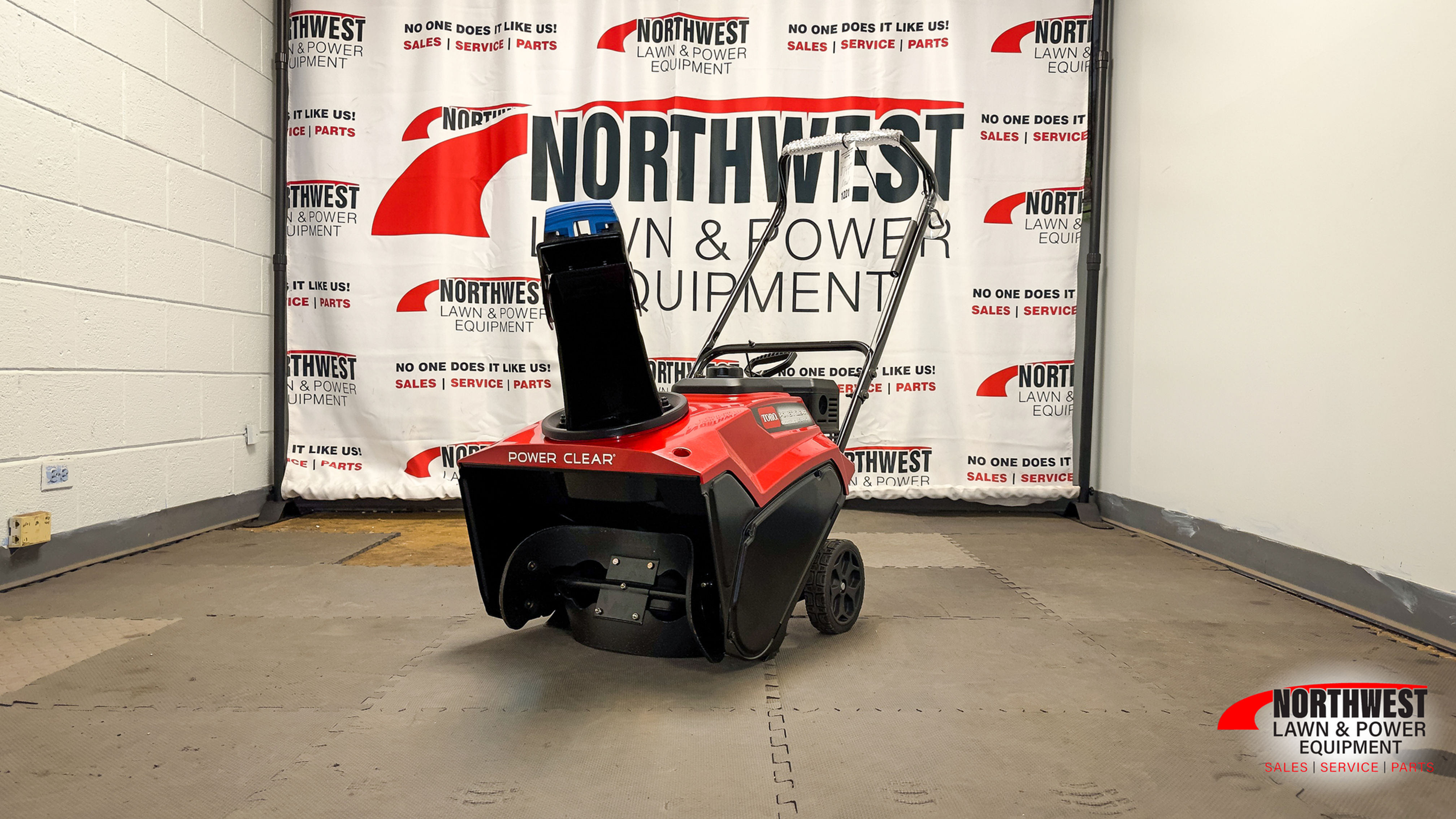 Toro 21 in. Power Clear 721 R-C Snow Blower (38754)