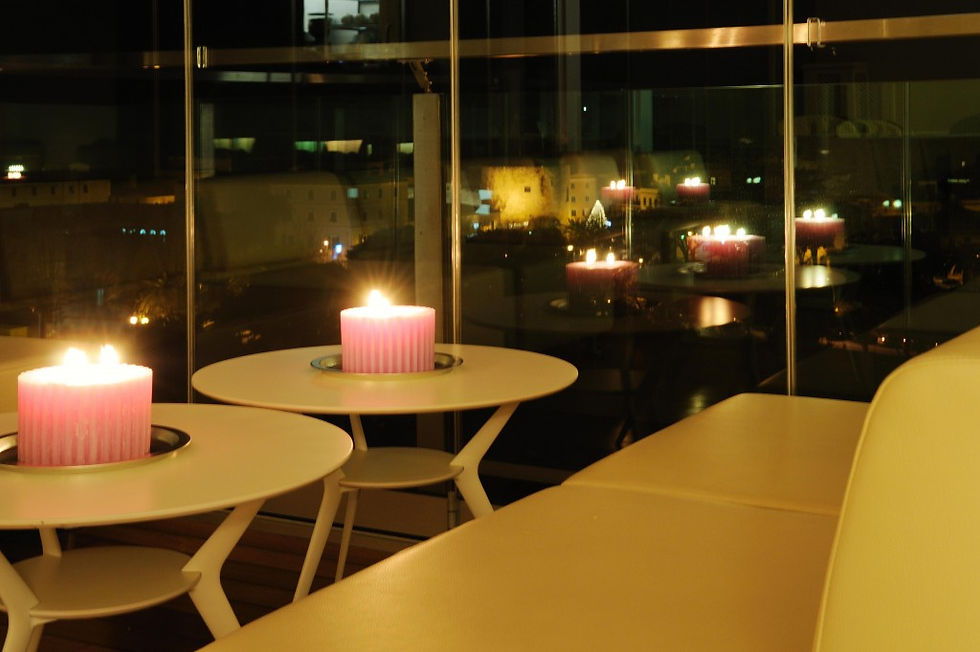 Hotel Catalunya, Veranda di sera