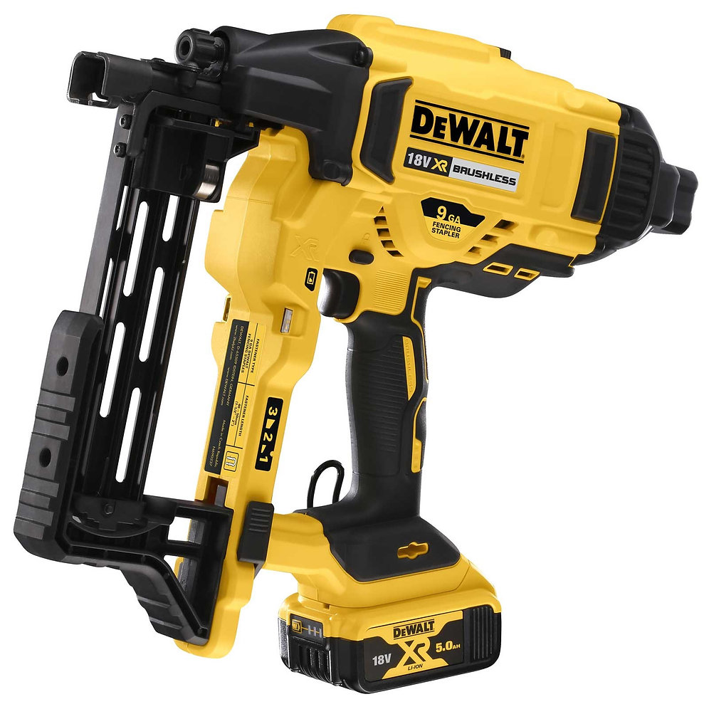 NEW TOOL!! Dewalt DCFS950 Cordless Fencing Stapler solentproducts