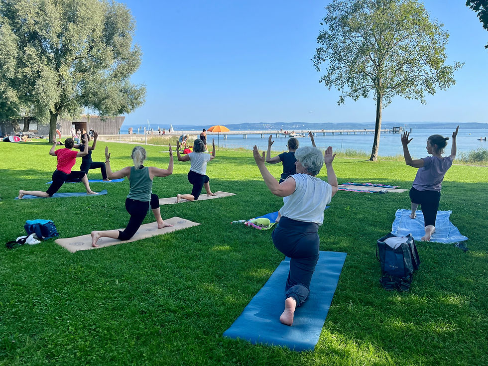 Yoga am See