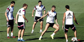 JAMES RODRIGUEZ VUELVE A RESENTIRSE EN PRACTICA Y NO JUGARA CON COLOMBIA