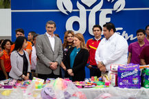 ENTREGA UAT AL DIF TAM 5MIL JUGUETES 500 COBIJAS Y 8500 ARTICULOS DE HIGIENE PERSONAL