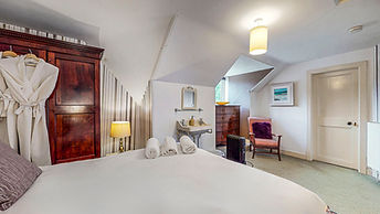 60-web-or-mls-Ormadale House_280.jpg