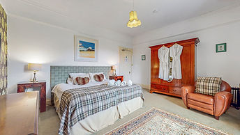 71-web-or-mls-Ormadale House_259.jpg
