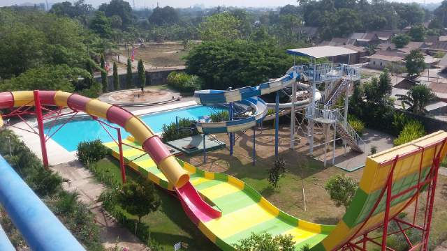 Kontraktor Kolam Renang Waterpark Cimahi 0822 1053 9900 (Saefudin)