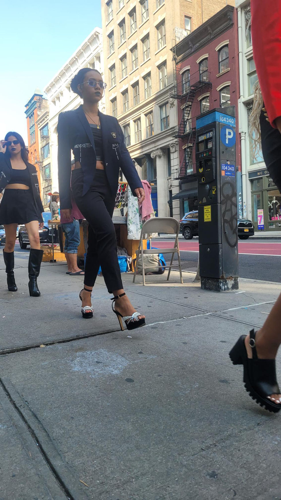 3982D3E2-1981-4AD1-9207-DC1E6DB95E3E