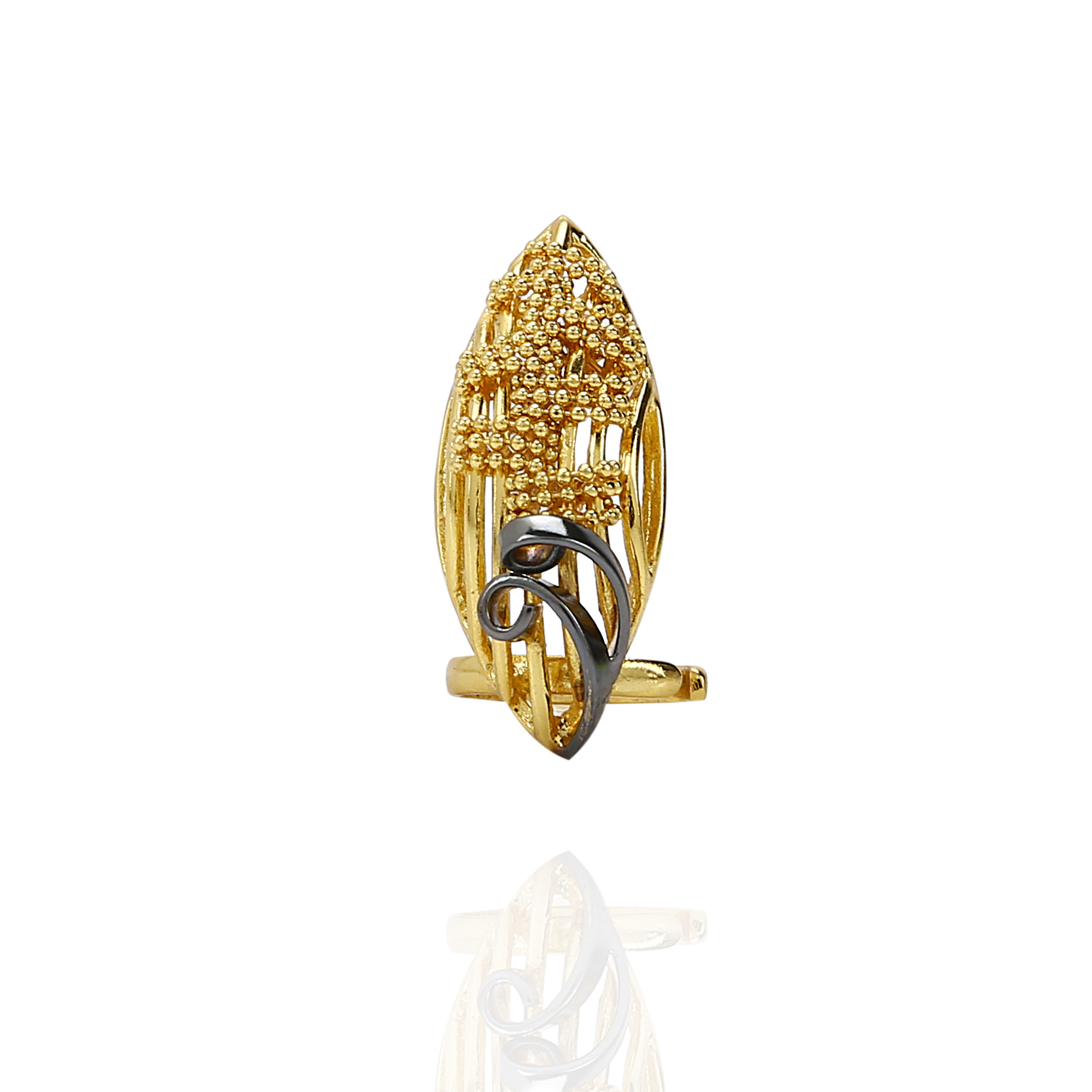 MARQUISE NAIL RING