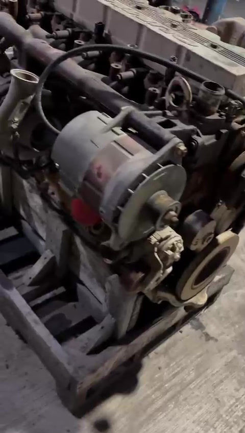 Miniatura: MOTOR CUMMINS ISB