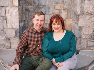 Maternity photo with mom and dad