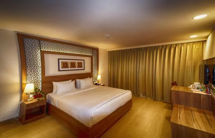 Couple Friendly Hotels In Hyderabad