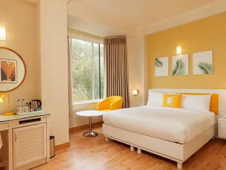 10 Smart Tips to Save Money While Booking Hotels in Delhi