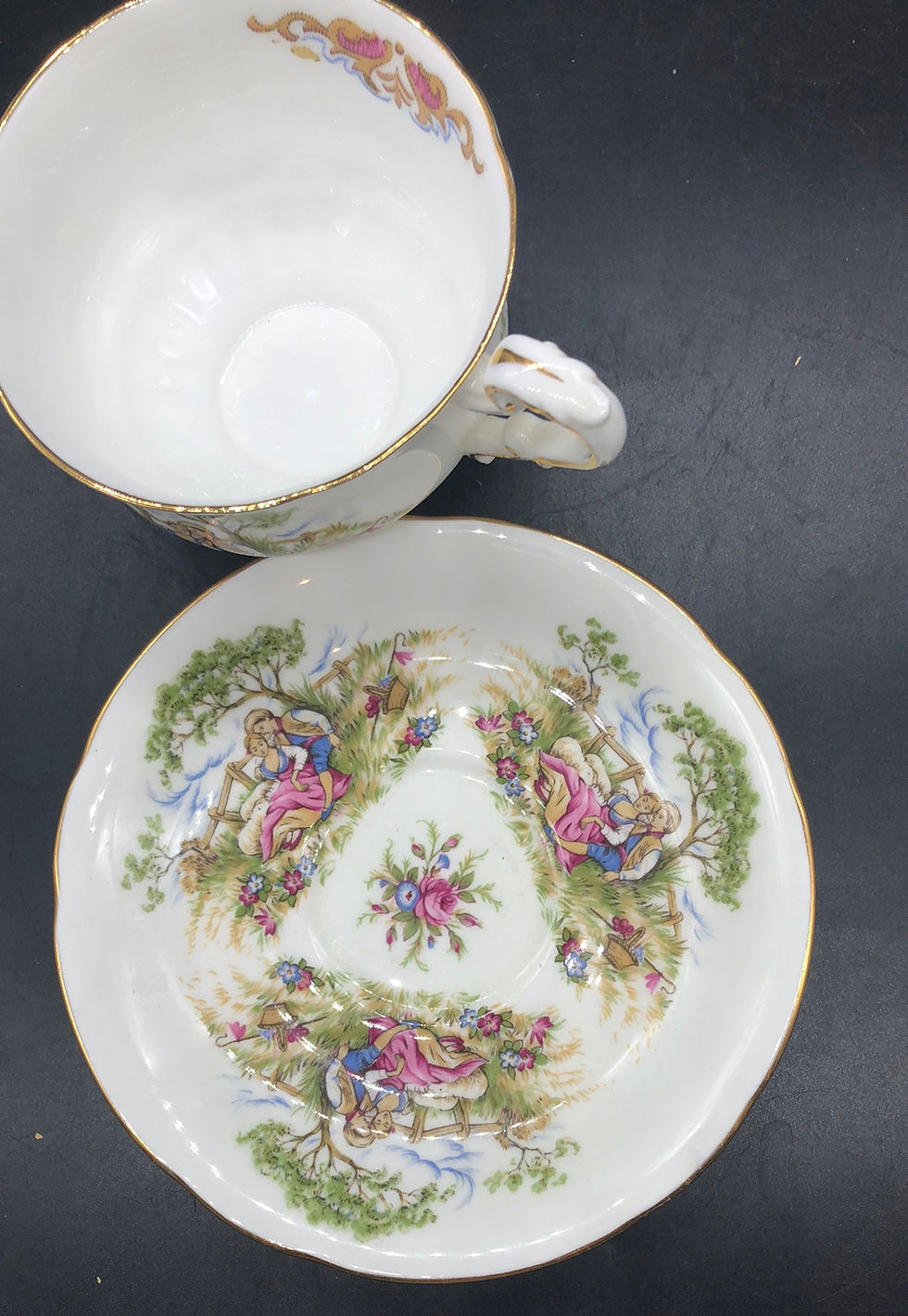 Thumbnail: Royal Crest Teacup