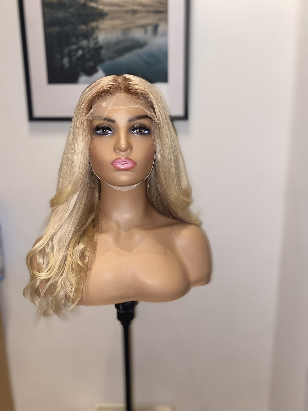 Thumbnail: The Anita Wig