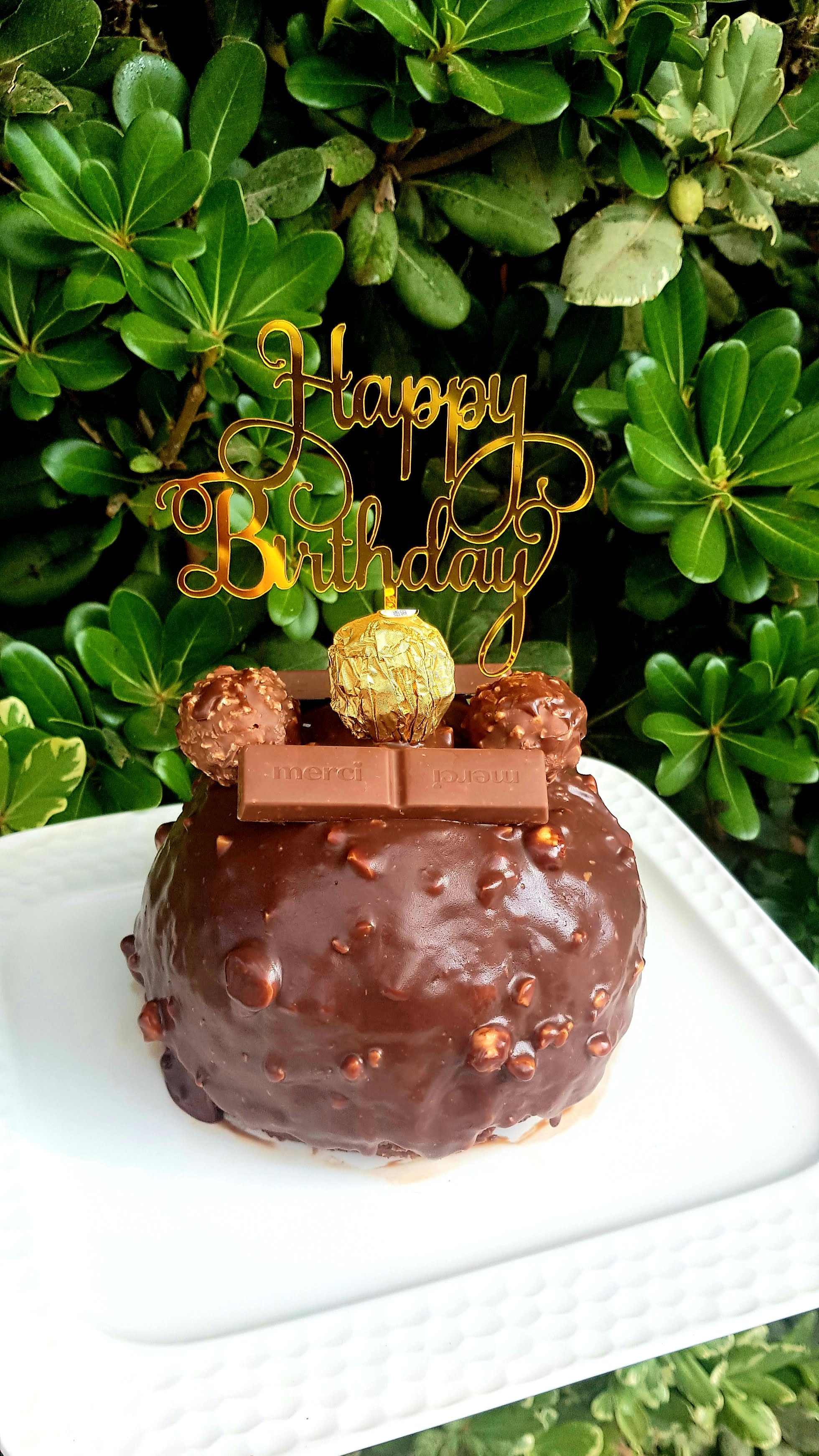 עוגת כדור פררו-רושה