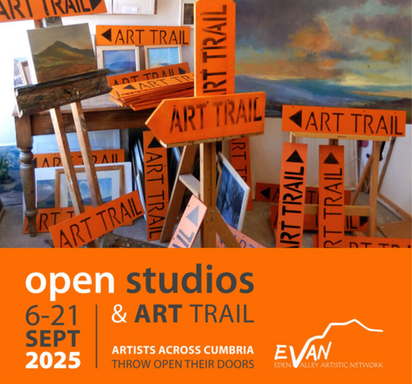 Orange signs 'Art Trail'