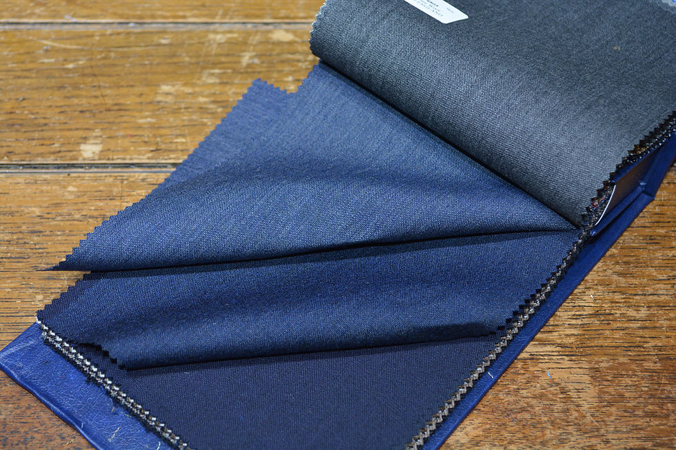 英国製 オーダースーツ生地 260g スコフィールド&スミス ブルー