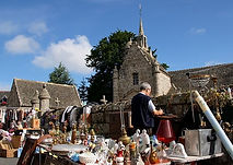 bretagne-flohmarkt-plouzelambre-3.jpeg