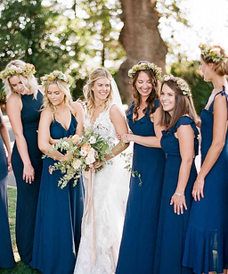 kék koszorúslány ruhák