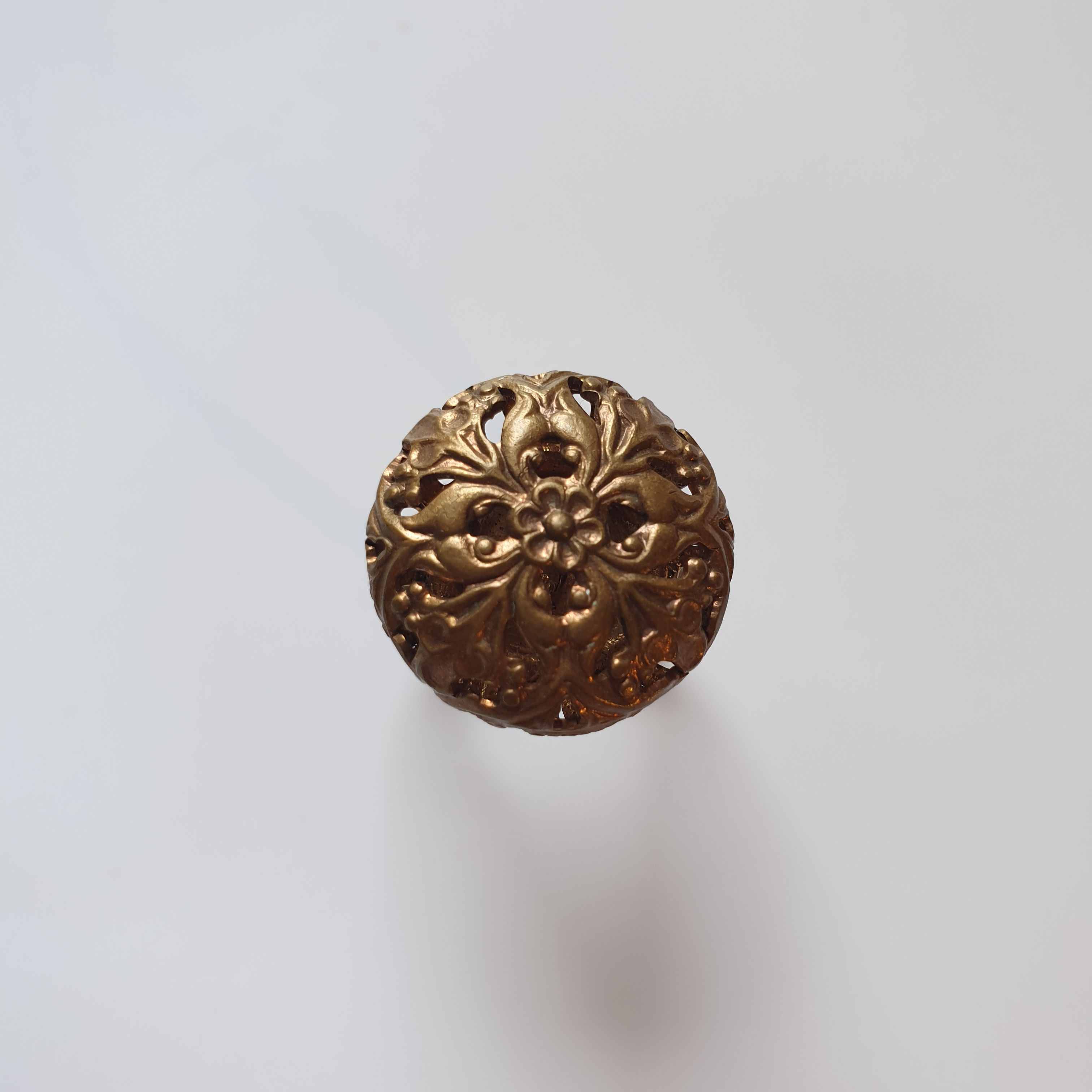 Bague bouton vintage métal bronze