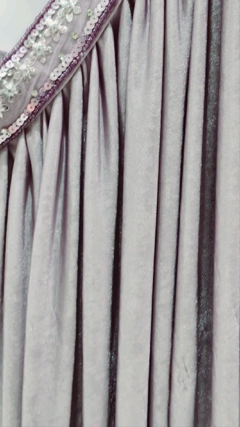 Thumbnail: Lilac Poncho Ready Saree (R)