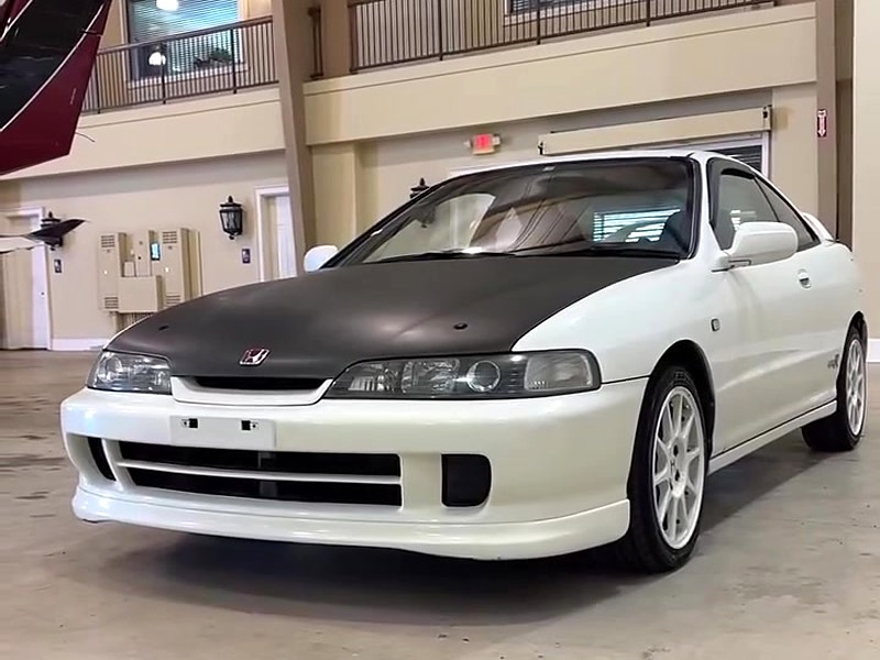 Honda Integra Type R — photo 1 of 1
