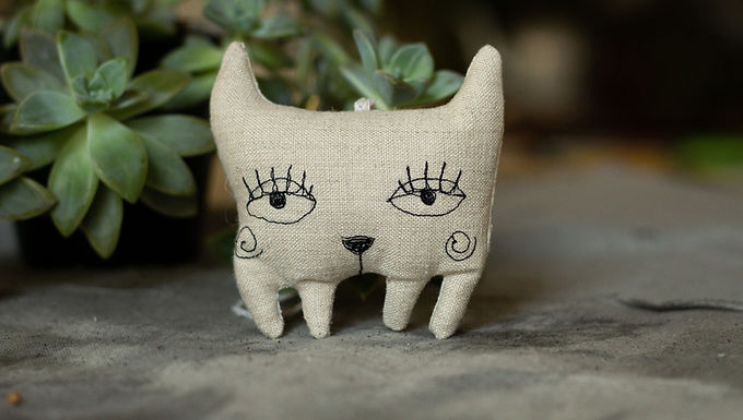 The Cat's Mood - primitive linen doll ornament