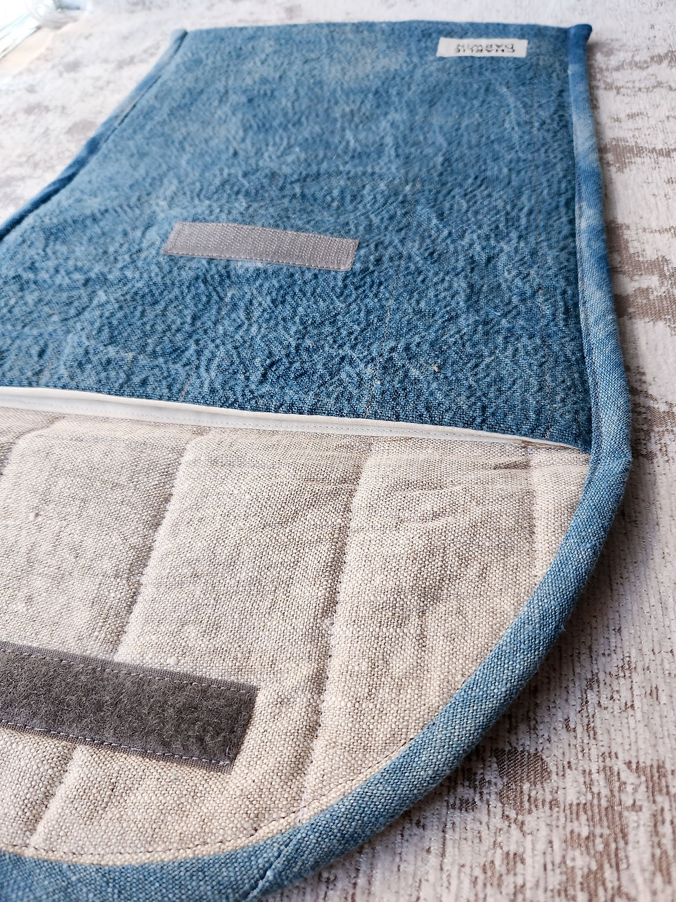 Thumbnail: Linen Laptop Sleeve - Indigo Blue