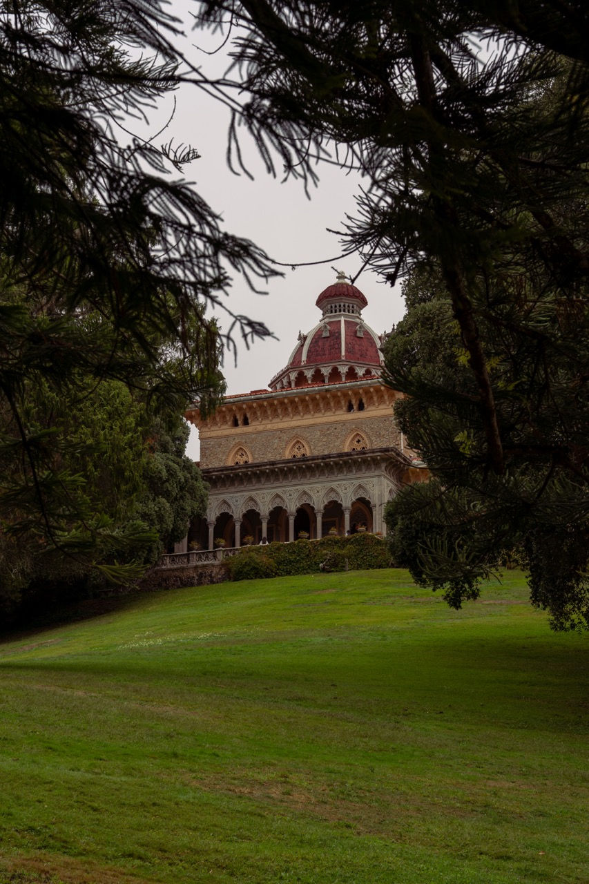 Pedro Moreira, "O Palácio entre a Natureza"