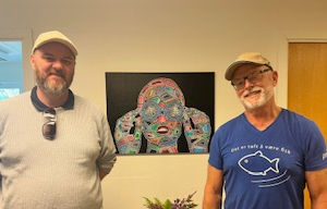 Fornøgd kunstnar og kjøpar; Lars Anton og Gustav Erik