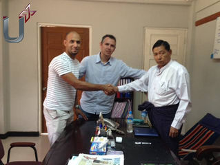 Junior renova com KBZ / Myanmar.