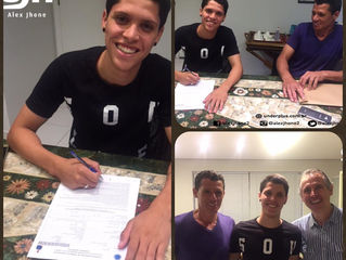 Aléx Jhone assina contrato Profissional com o Cruzeiro.