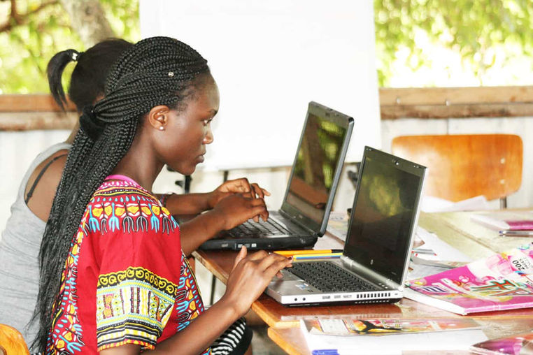Solafrica-Projekte-Solar-Learning-Kenia-006-1320x880.jpeg