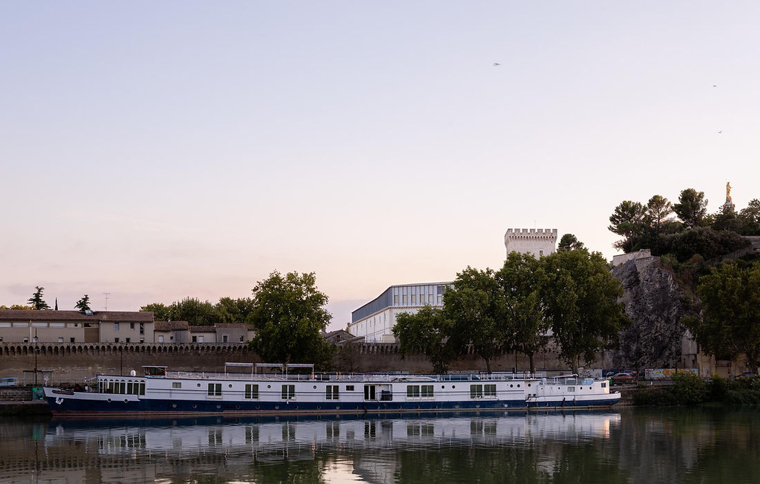 Cour-des-Doms-Avignon-photo-non-libre-de-droits-MD-25.jpg