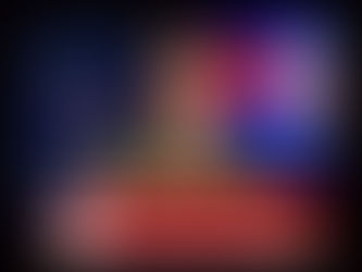 Ведуча Новин Українського радіо Канади UCAN Radio Юлія Стеранка на обкладинці щоденного випуску новин про головні події Канади, України та Світу