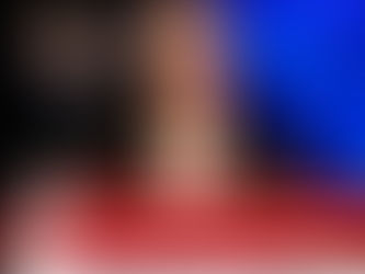 Ведуча Новин Українського радіо Канади UCAN Radio Юлія Стеранка на обкладинці щоденного випуску новин про головні події Канади, Україна щоденного випуску новин про головні події Канади, України та Світу