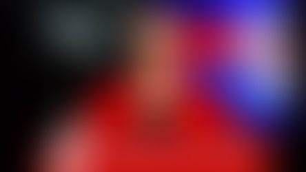 Ведуча Новин Українського радіо Канади UCAN Radio Юлія Стеранка на обкладинці щоденного випуску новин про головні події Канади, України та Світу